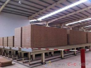 南寧人造板直銷 打造高質(zhì)量產(chǎn)品的本地化選擇